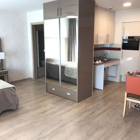 Апартаменты Zenao Montreuil- Croix De Chavaux Монтрёй Экстерьер фото