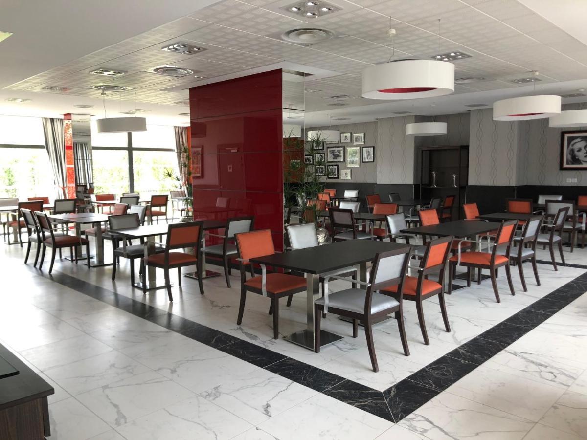 Апартаменты Zenao Montreuil- Croix De Chavaux Монтрёй Экстерьер фото