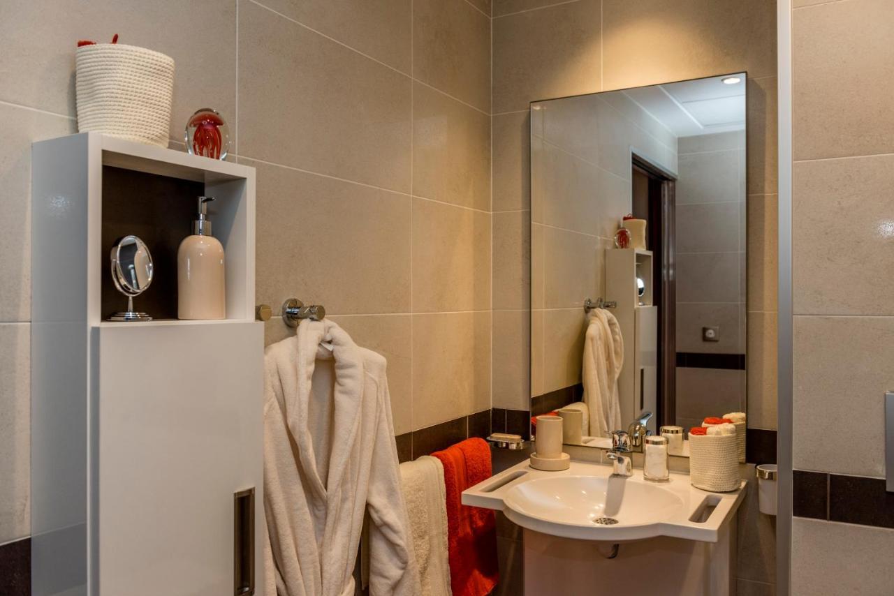 Апартаменты Zenao Montreuil- Croix De Chavaux Монтрёй Экстерьер фото