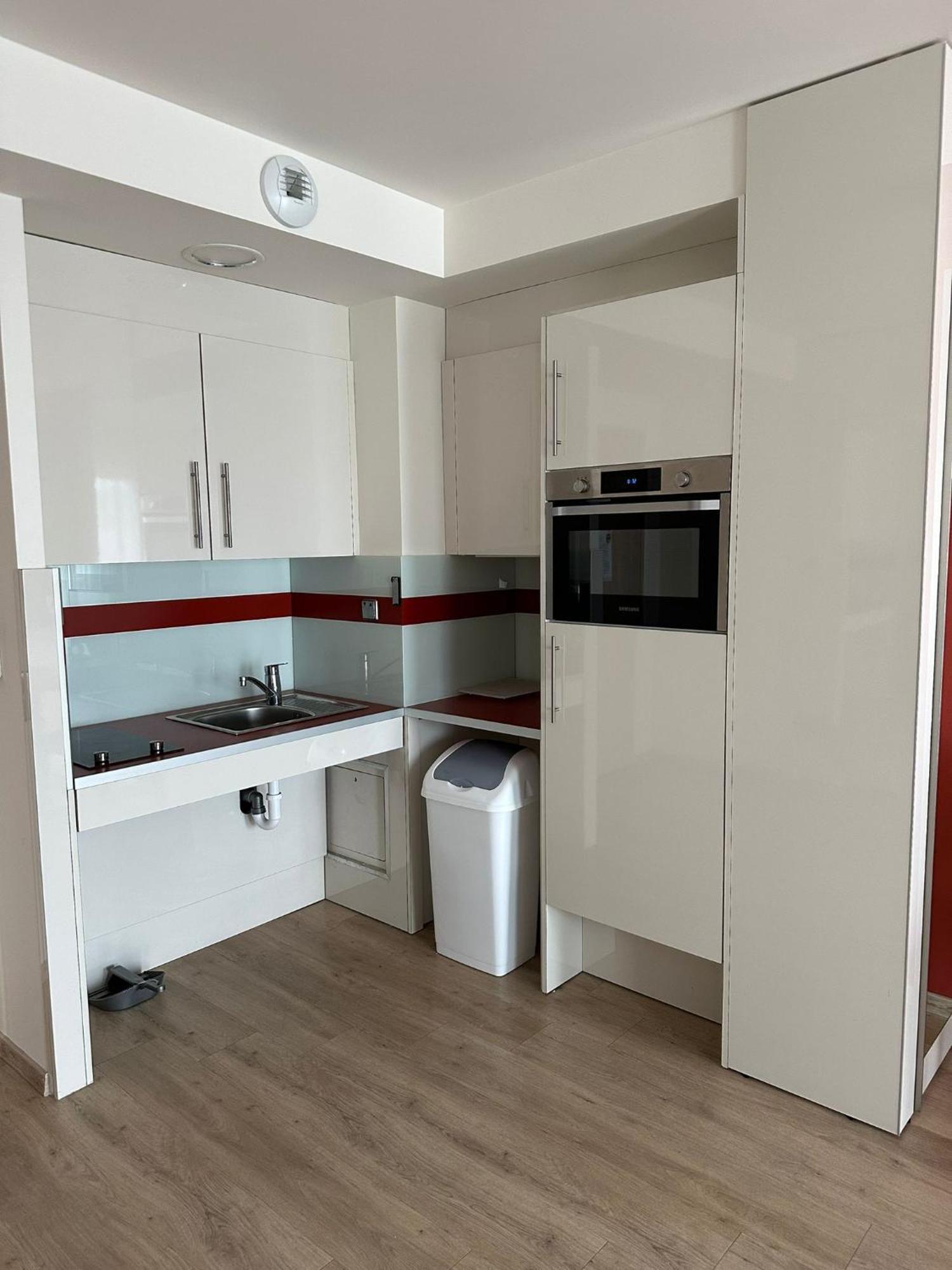 Апартаменты Zenao Montreuil- Croix De Chavaux Монтрёй Экстерьер фото