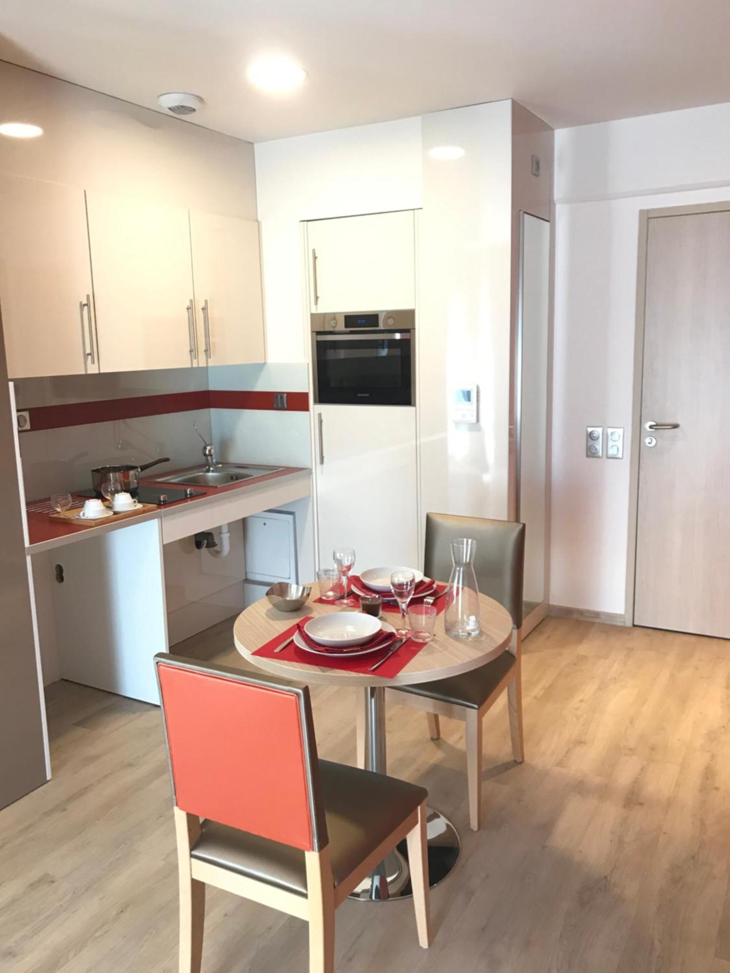 Апартаменты Zenao Montreuil- Croix De Chavaux Монтрёй Экстерьер фото